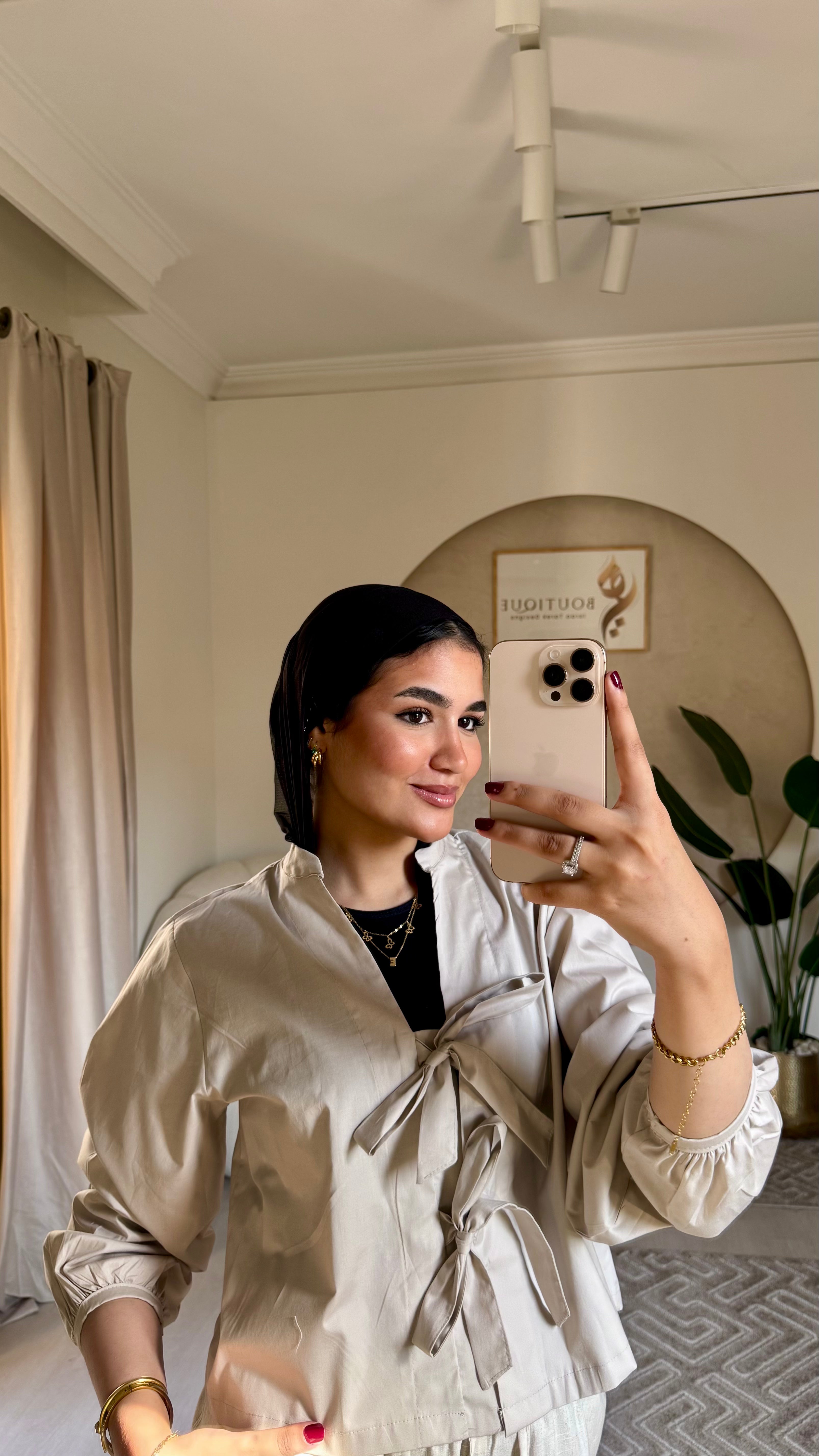 Cropped plain shirt Beige
